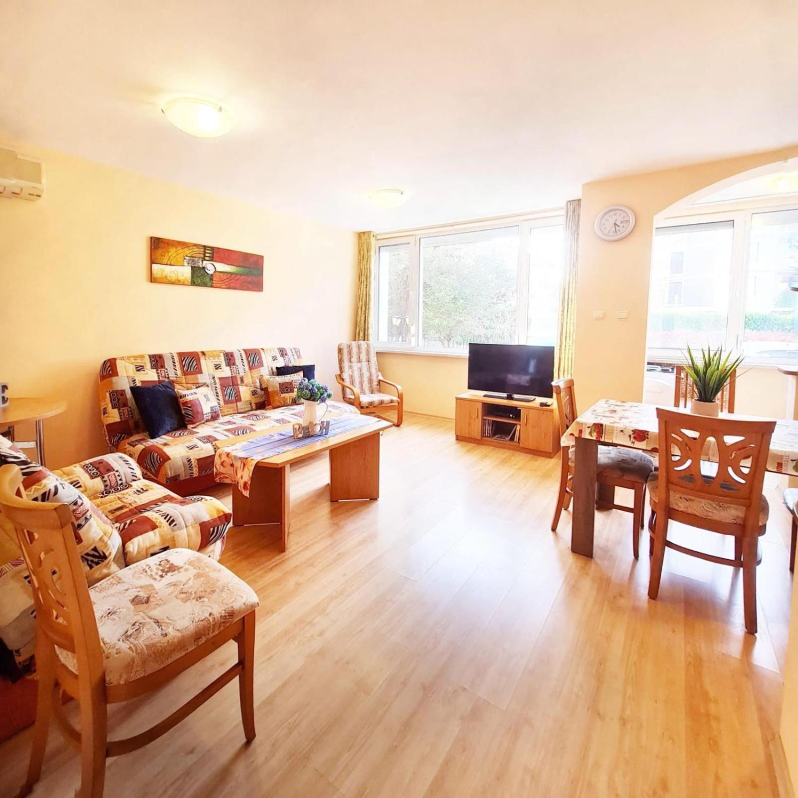 Sunny Fort Apartments ซันนีบีช ภายนอก รูปภาพ