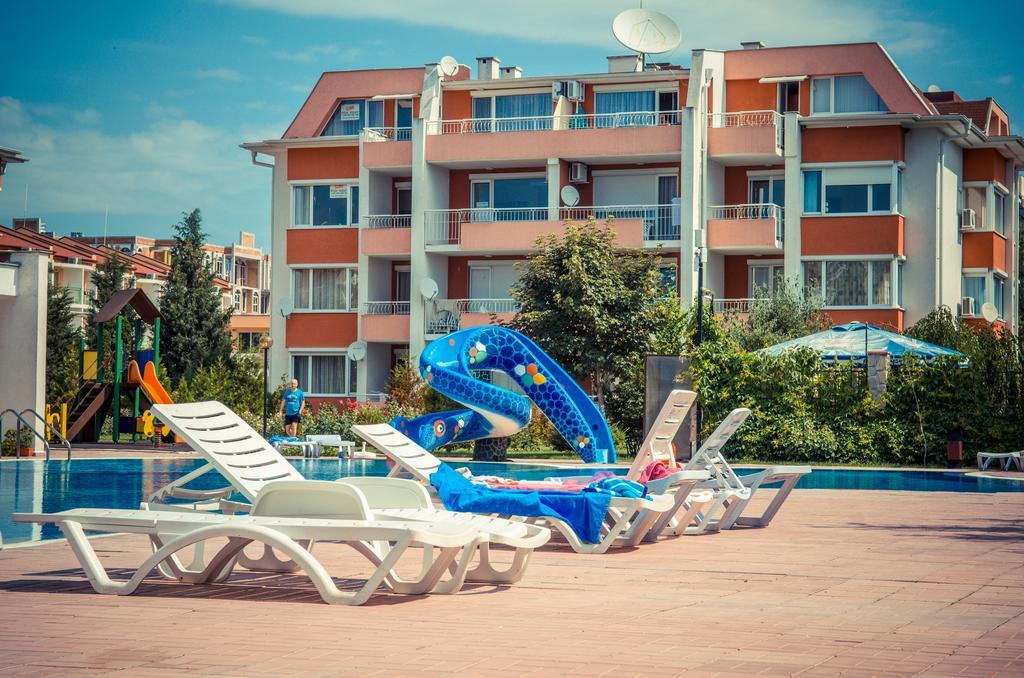 Sunny Fort Apartments ซันนีบีช ภายนอก รูปภาพ